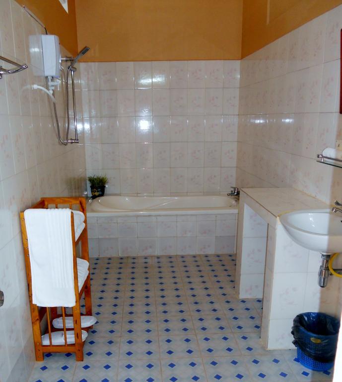 Kampot Manor Hotel Room photo